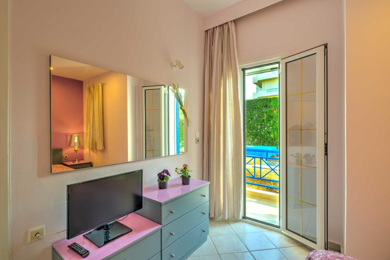 Heraklion Beach Hideaway Explore, Relax, Repeat-3 Gazi Exterior foto